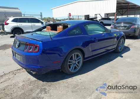 2014 Ford Mustang V6 Premium z USA, uszkodzony, nr VIN 1ZVBP8AM7E5249214